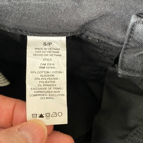 Garage Clothing Women's Black Stretchy Denim Mini Skirt Size Small - Picture 7 of 13